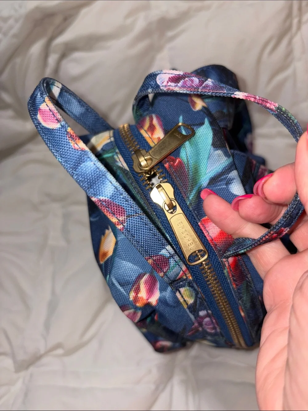 Nwot HERSCHEL SUPPLY CO. Nova Royal Hoffman mini backpack